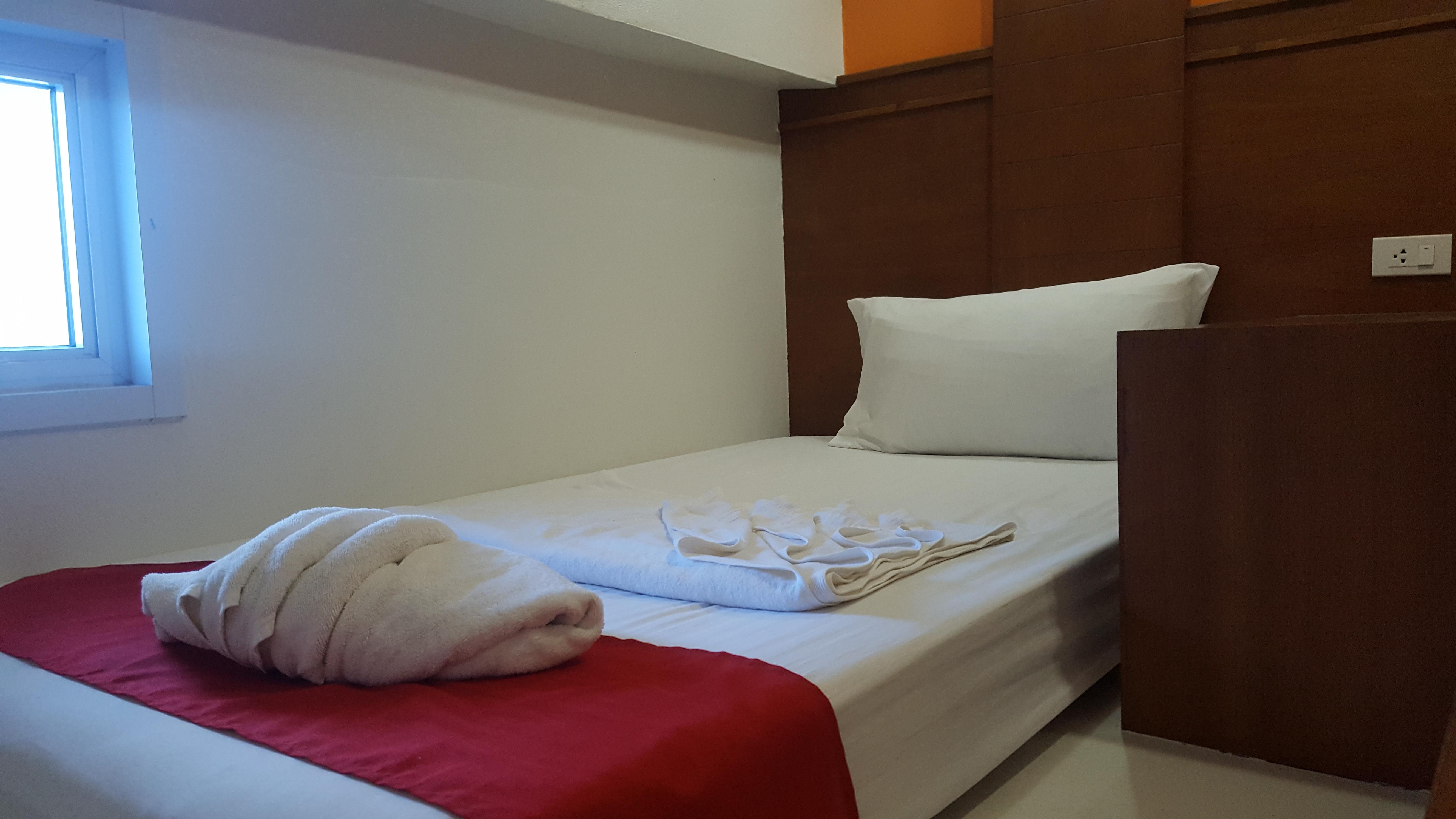 טונגסלה First And Frang Hotel - Koh Phangan מראה חיצוני תמונה